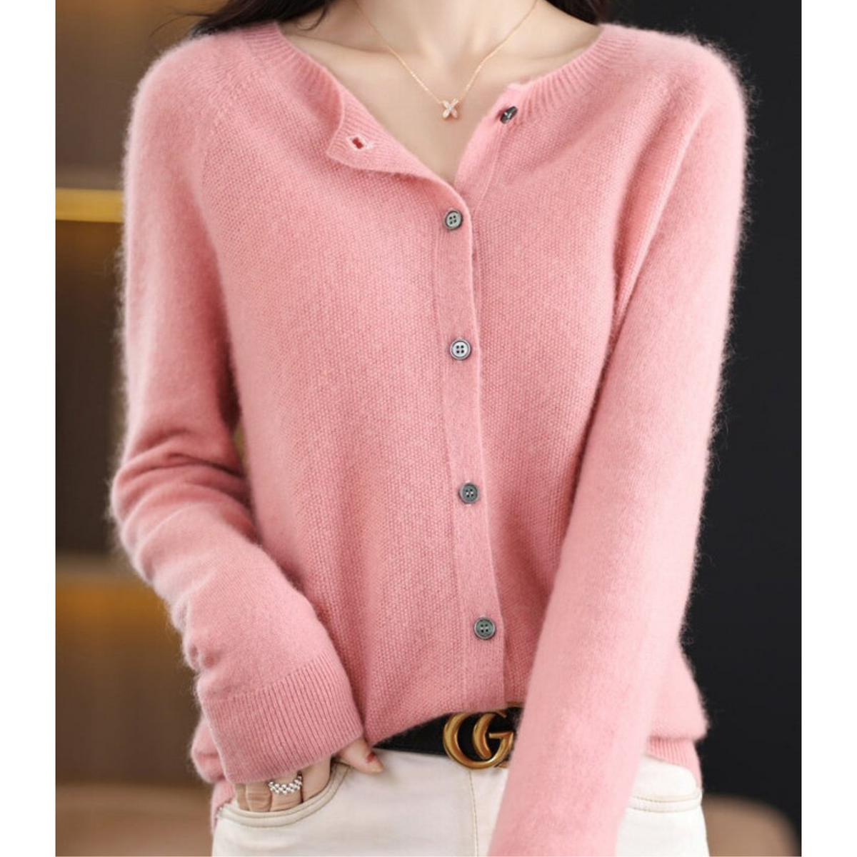 Rounded Cardigan with Buttons and Ribbed Sleeves