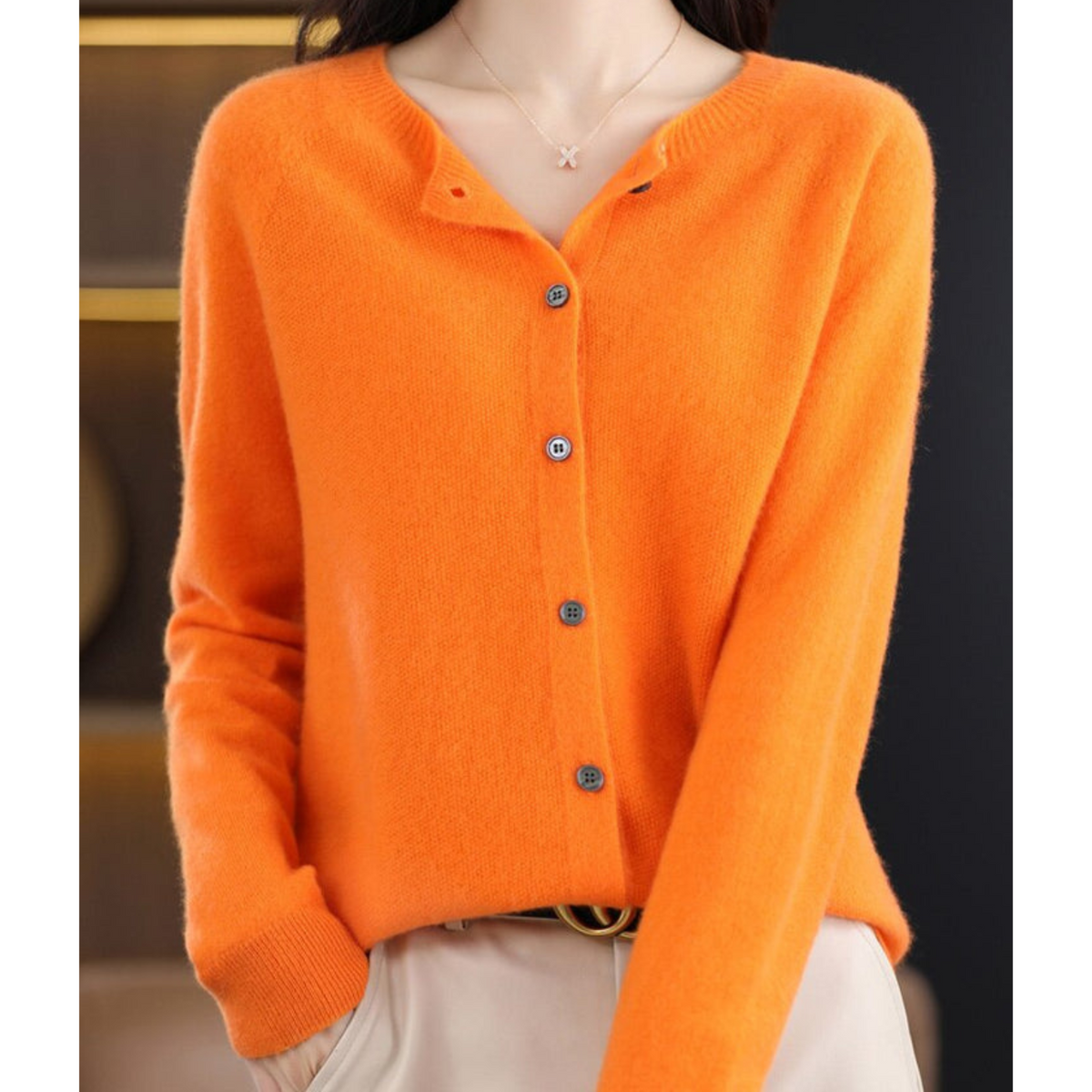 Rounded Cardigan with Buttons and Ribbed Sleeves
