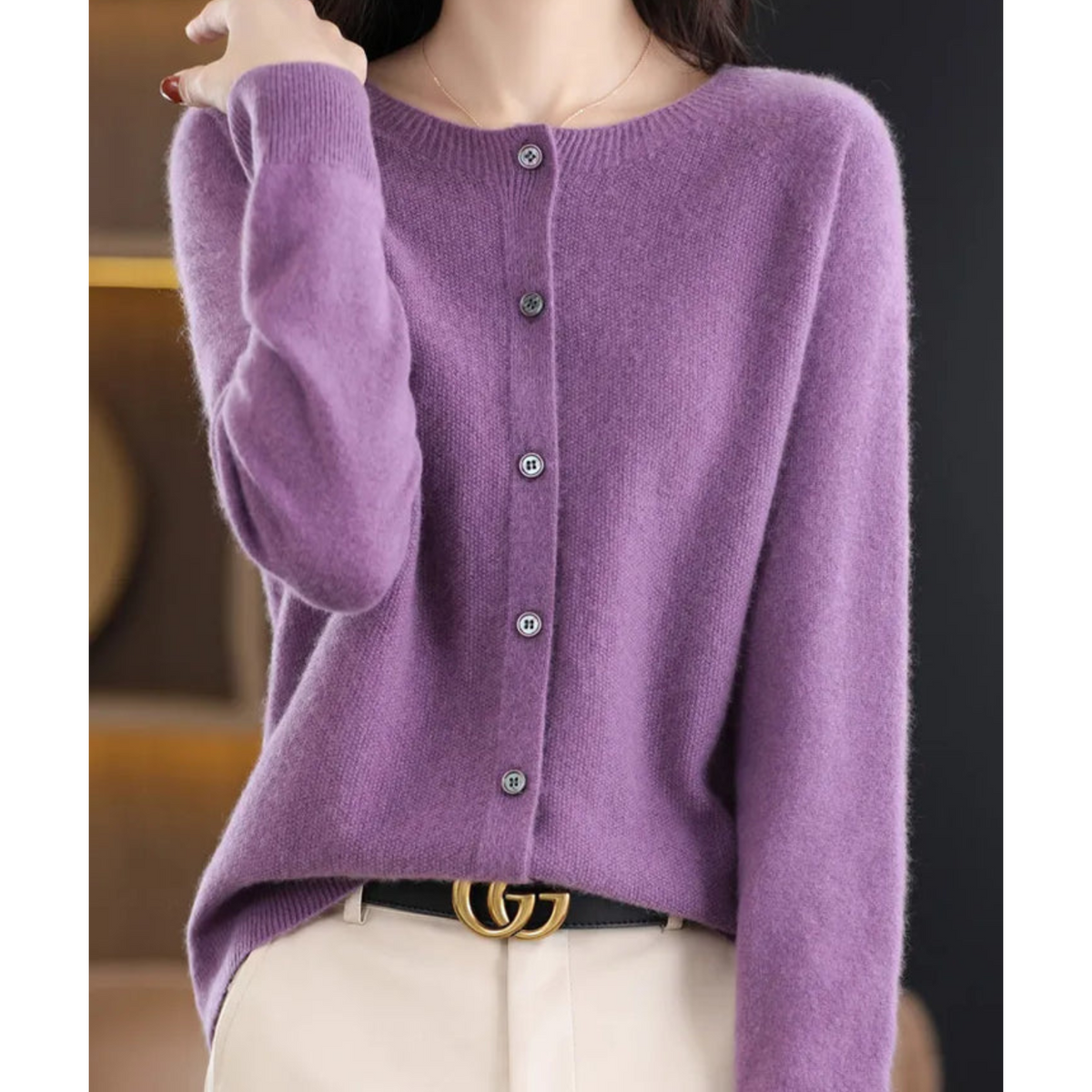 Rounded Cardigan with Buttons and Ribbed Sleeves