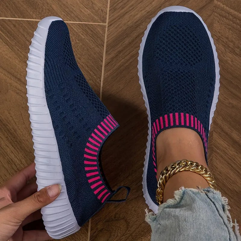Slip-on shoes with round toes and textured ridged soles