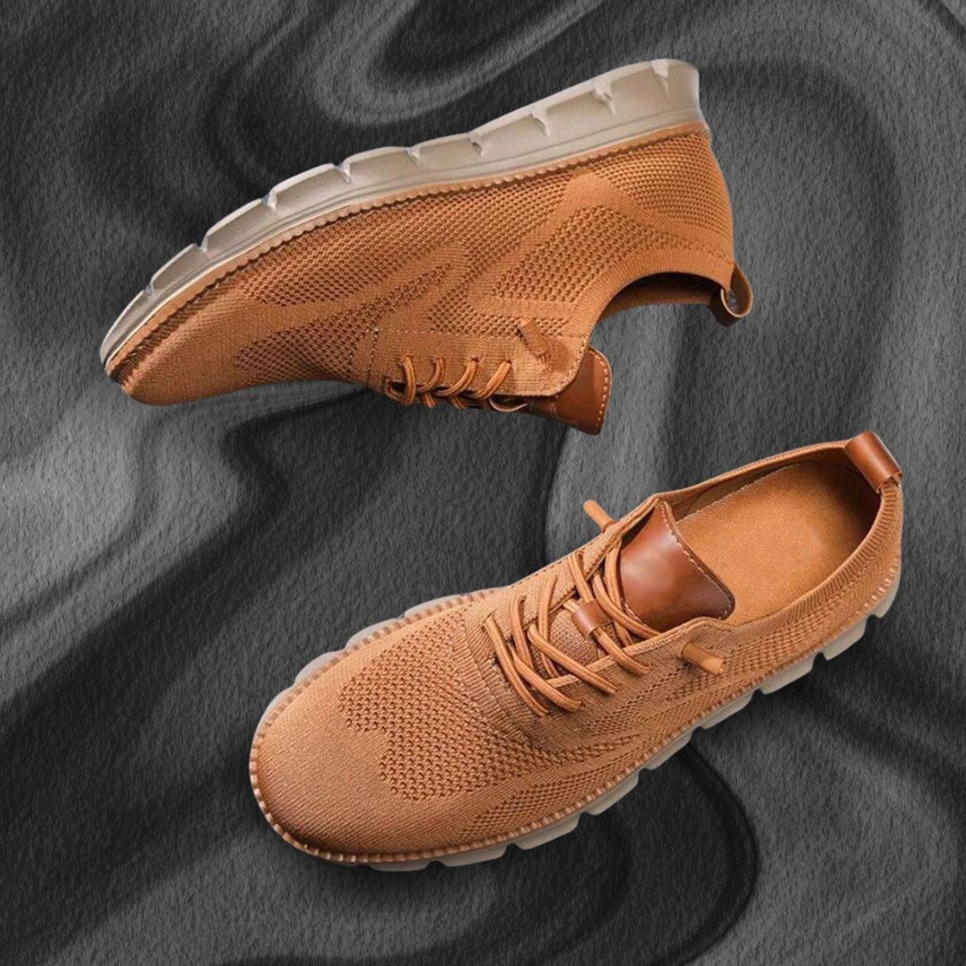 Textured low-top sneakers with panels and lacing