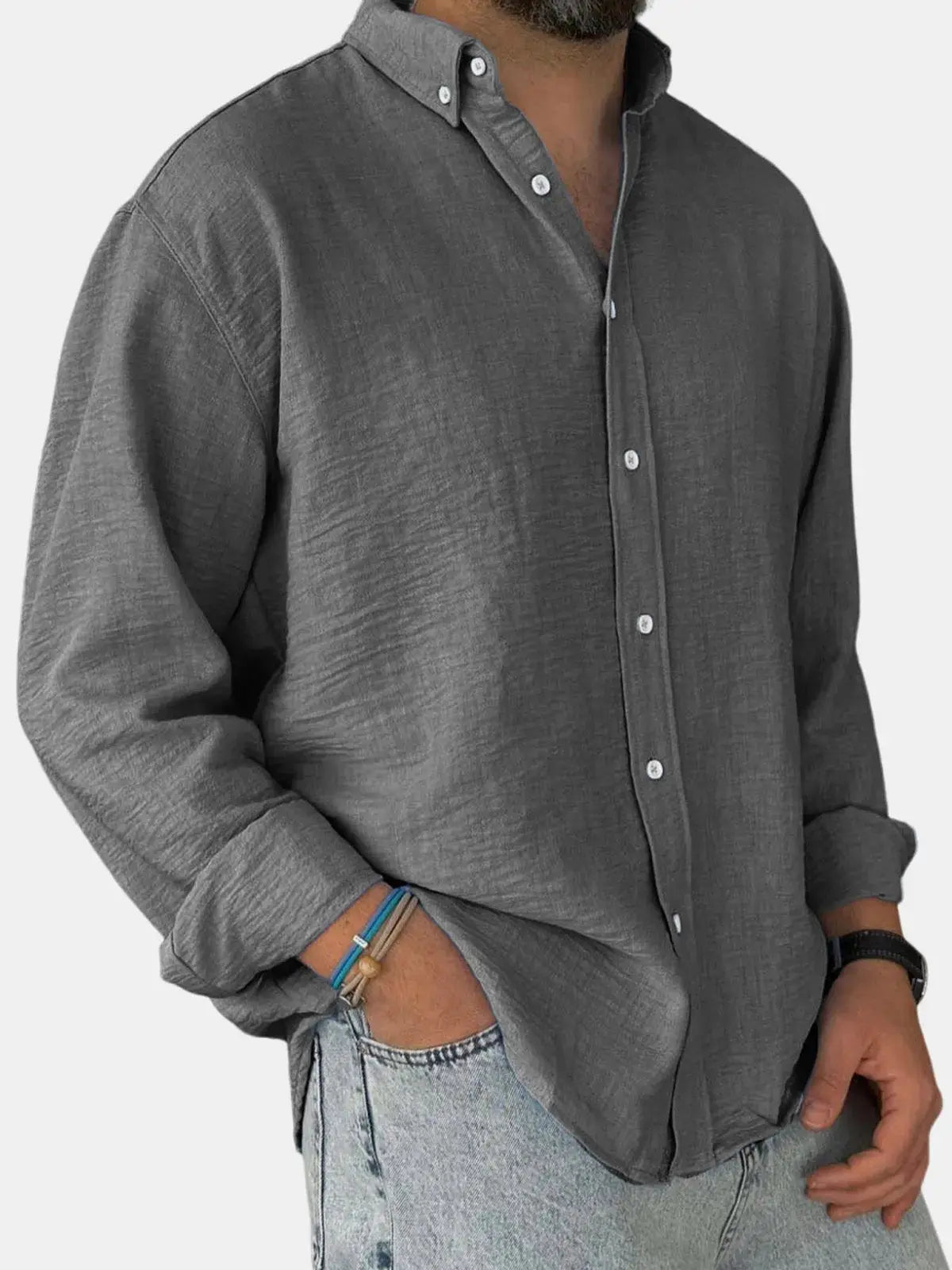 Textured rounded-fit collared shirt with button fastening and cuffs