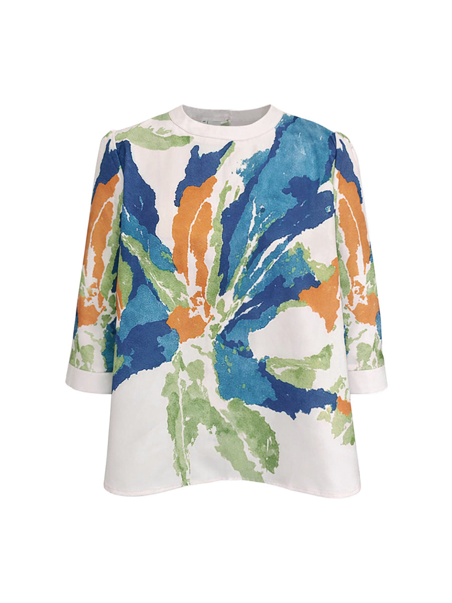 Abstract T-shirt with a watercolor pattern and a back closure