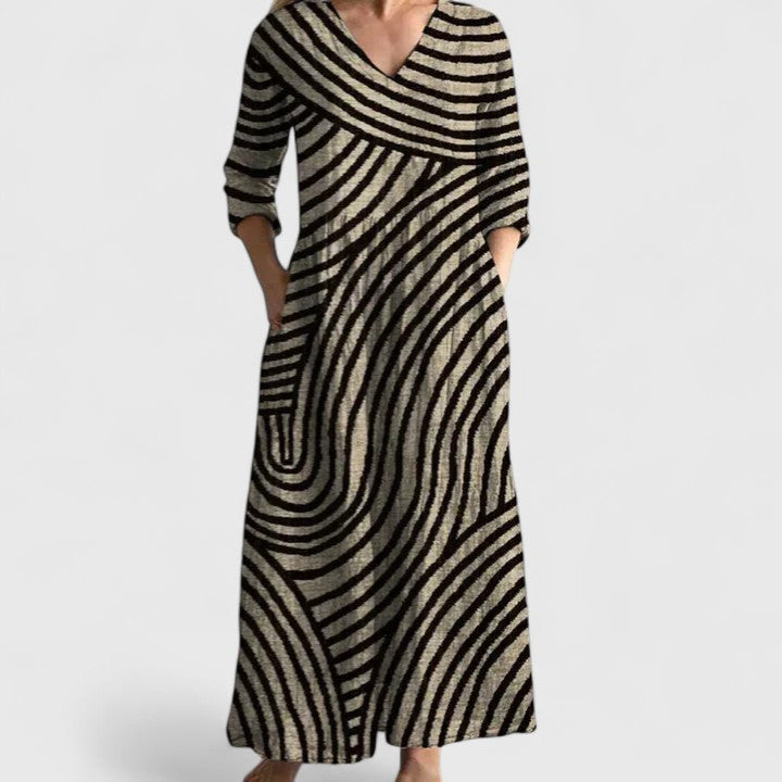 Women's Patterned Dress with Pockets