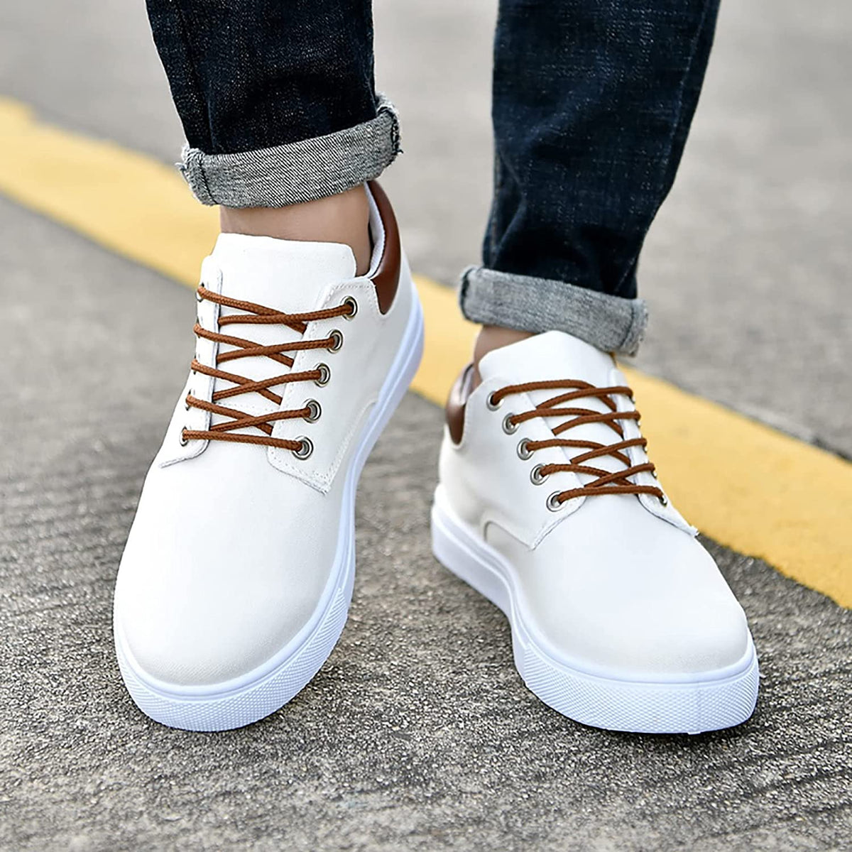 Sznurowane Sneakersy Męskie na Białej Podeszwie