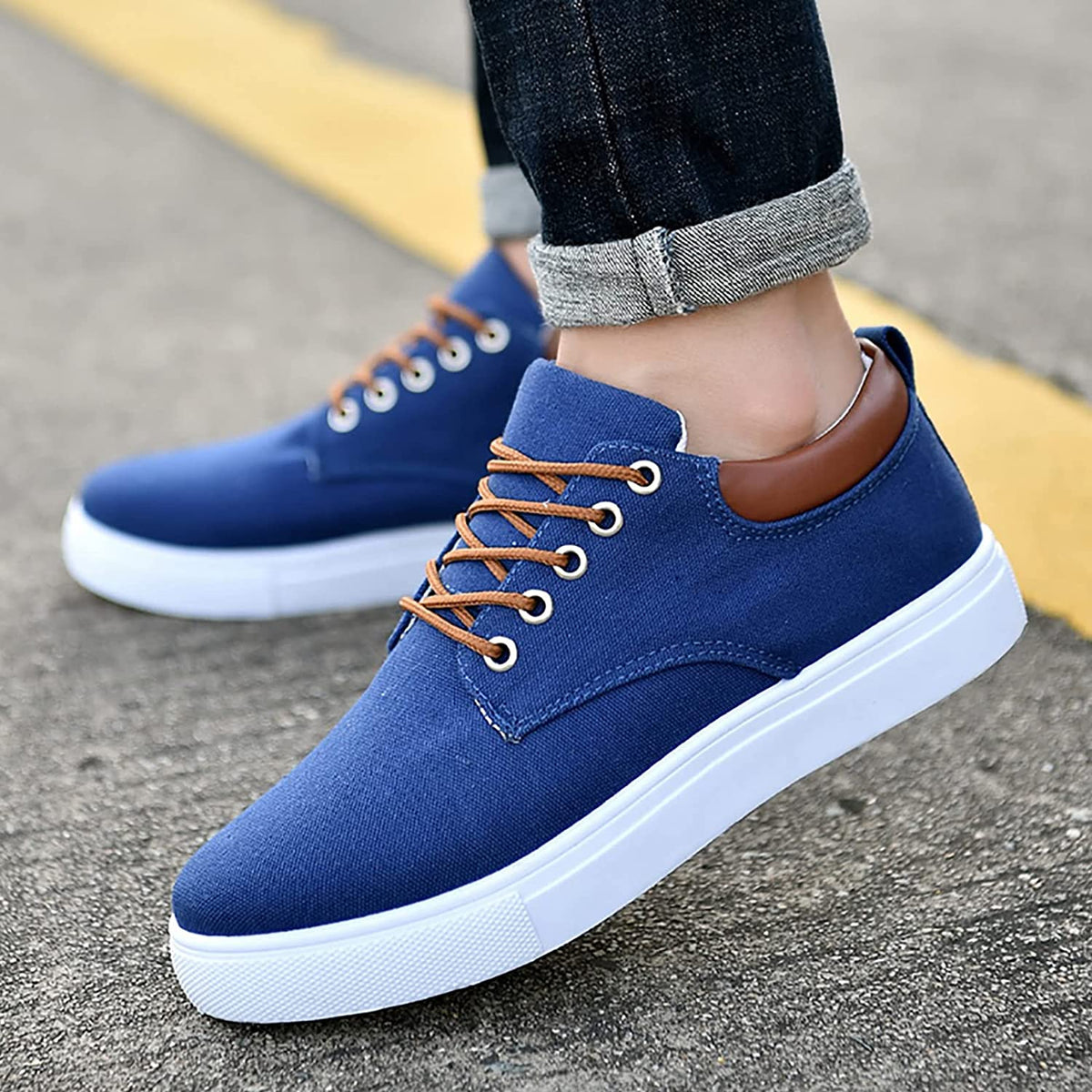 Sznurowane Sneakersy Męskie na Białej Podeszwie