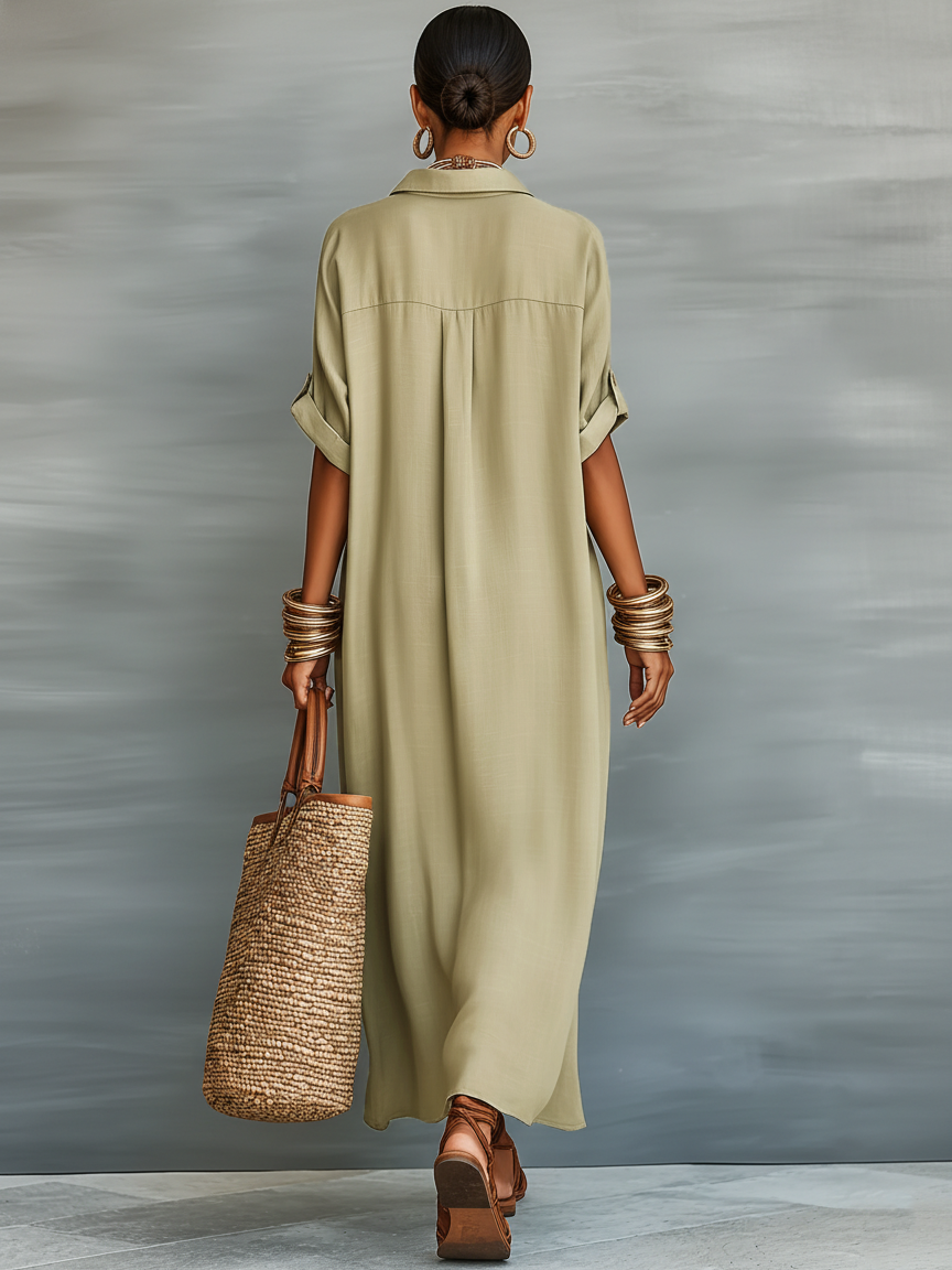 Maxi dress with a collar and button, short sleeves