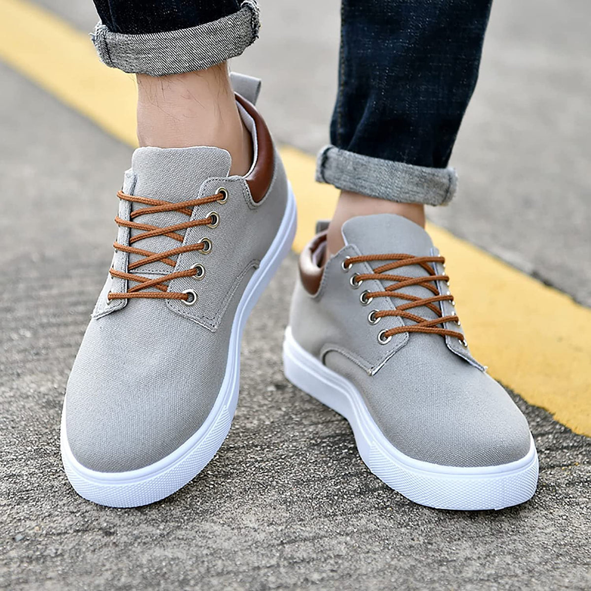 Sznurowane Sneakersy Męskie na Białej Podeszwie