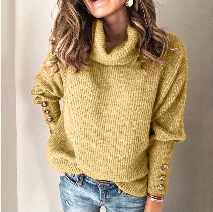 Ribbed sweater with buttons