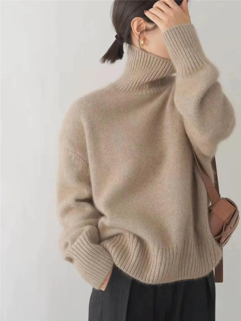 Sweter Damski Oversize z Golfem i Bufiastymi Rękawami