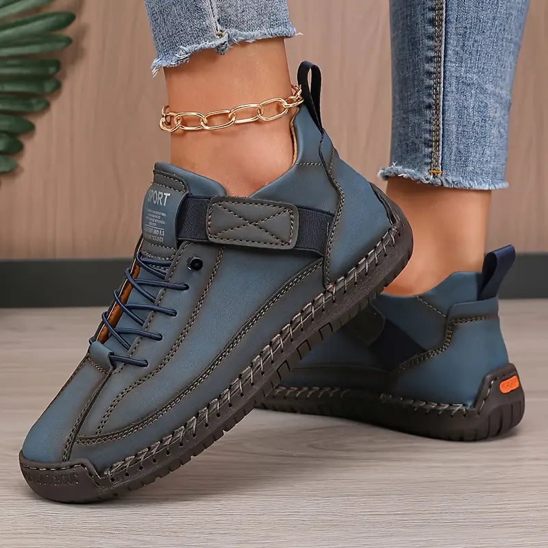 Sznurowane Sneakersy z Ozdobnym Przeszyciem dla Kobiet