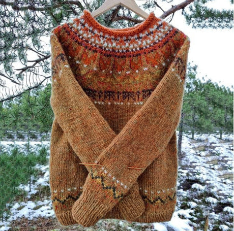 Sweter z Wzorem, Z Kapturkiem, Z Rękawami i Okrągłym Dekoltem
