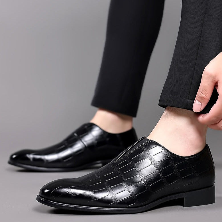 Shiny crocodile-pattern loafers