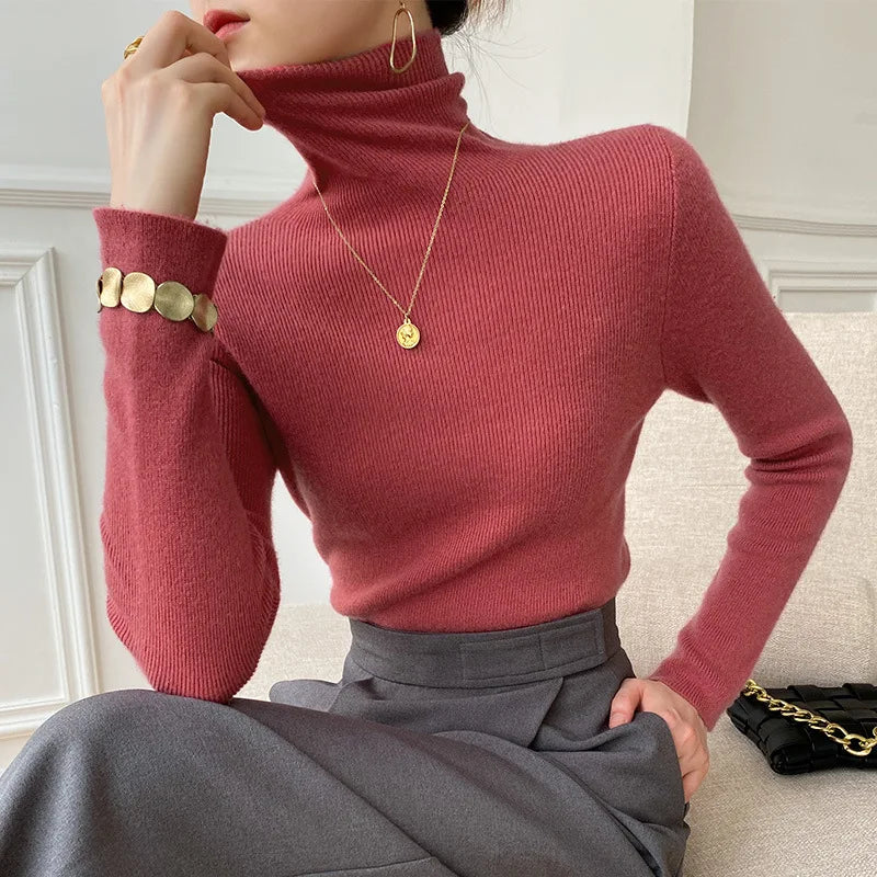 Ribbed-Fit Sweater with a Folded Neckline and Tapered Hem