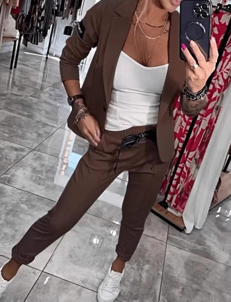 Long-Sleeve One-Button Set