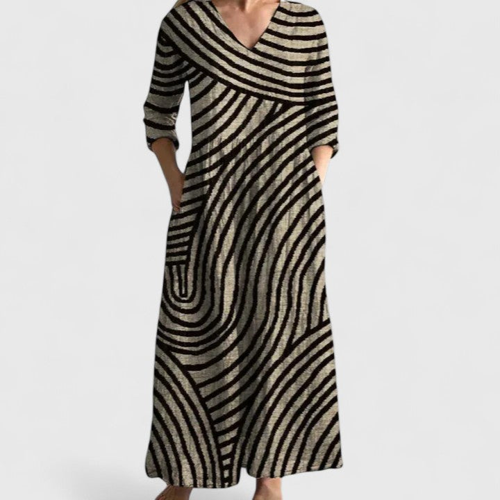 Women's Patterned Dress with Pockets