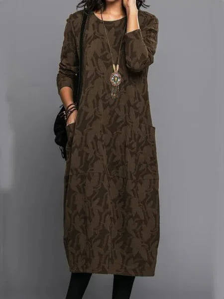 Loose long patterned dress with pockets