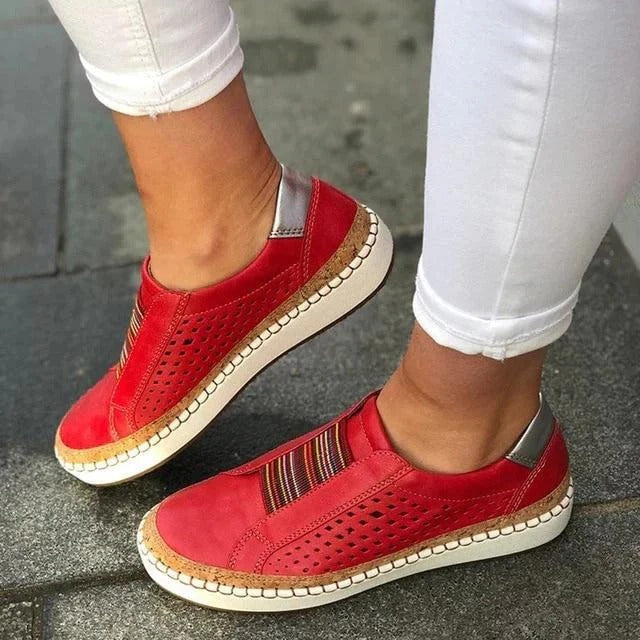 Flat Shoes with Striped Panel Stitching Details