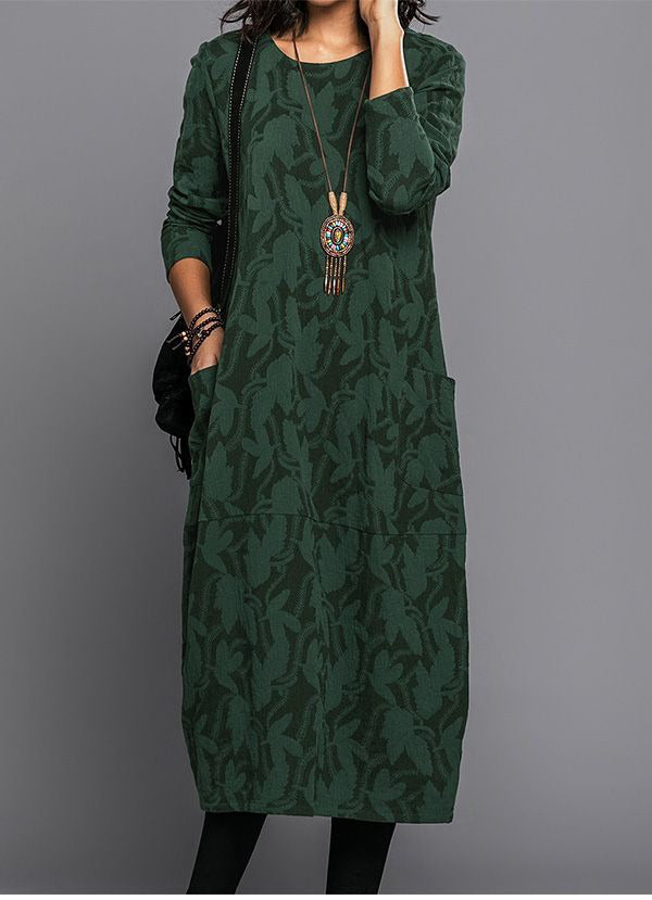 Loose long patterned dress with pockets