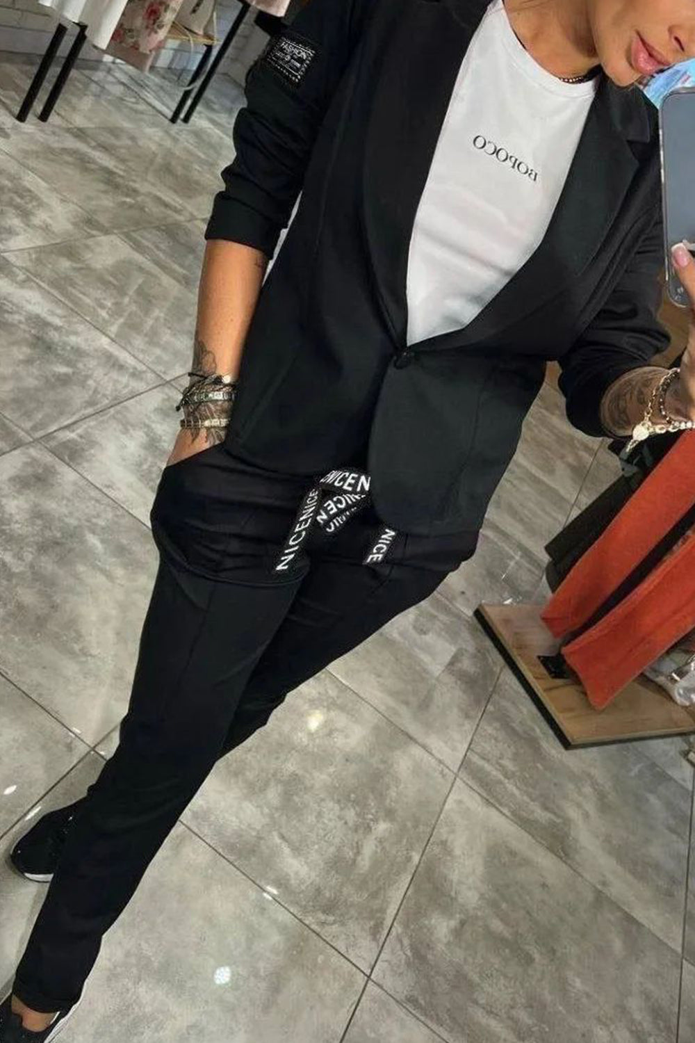 Long-Sleeve One-Button Set