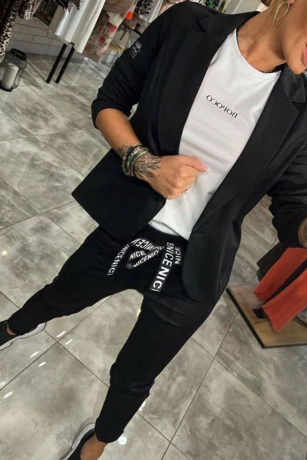 Long-Sleeve One-Button Set