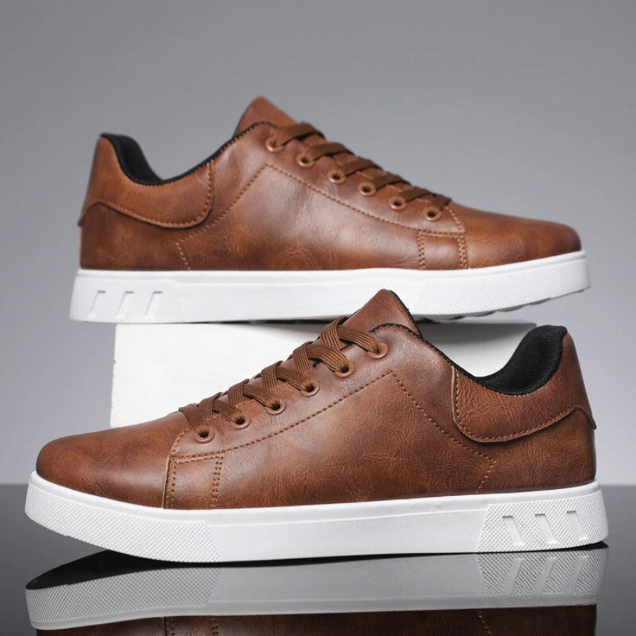Stitched padded round-toe thick-soled flat sneakers