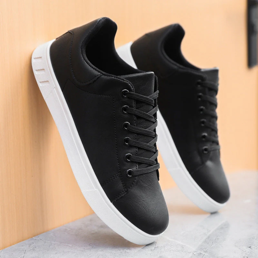 Stitched padded round-toe thick-soled flat sneakers