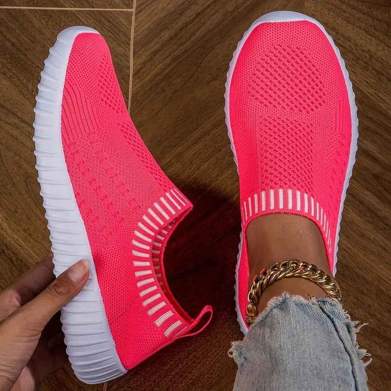 Slip-on shoes with round toes and textured ridged soles
