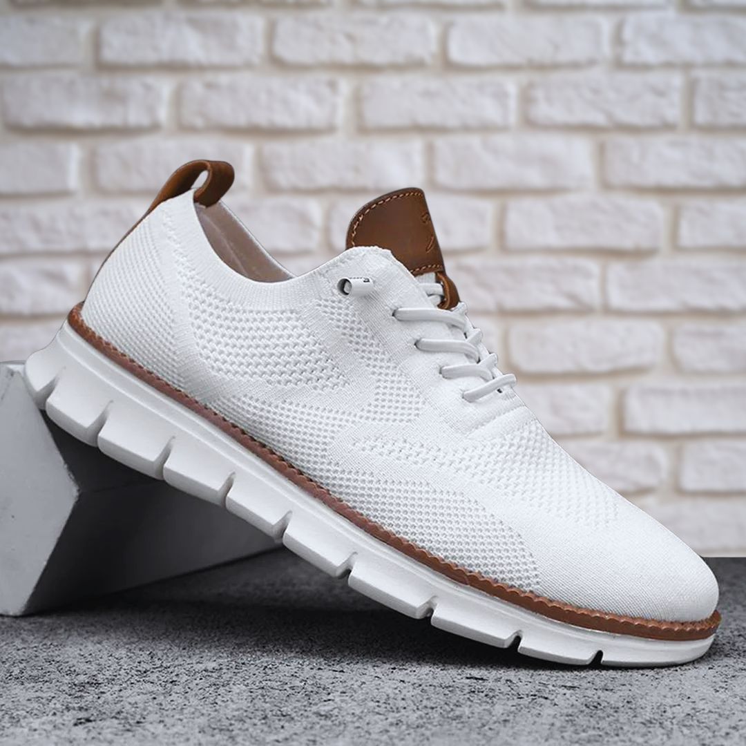 Textured low-top sneakers with panels and lacing