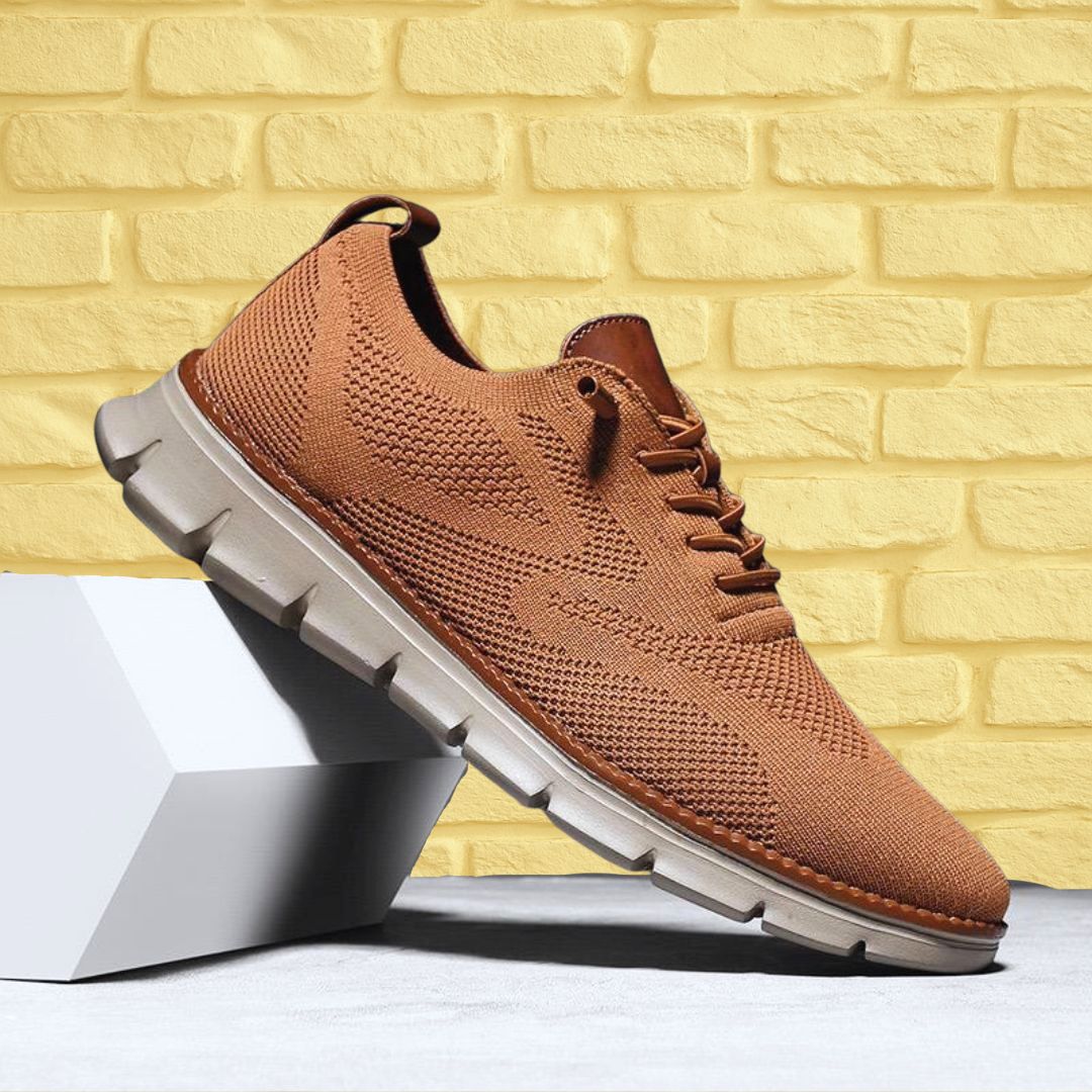 Textured low-top sneakers with panels and lacing