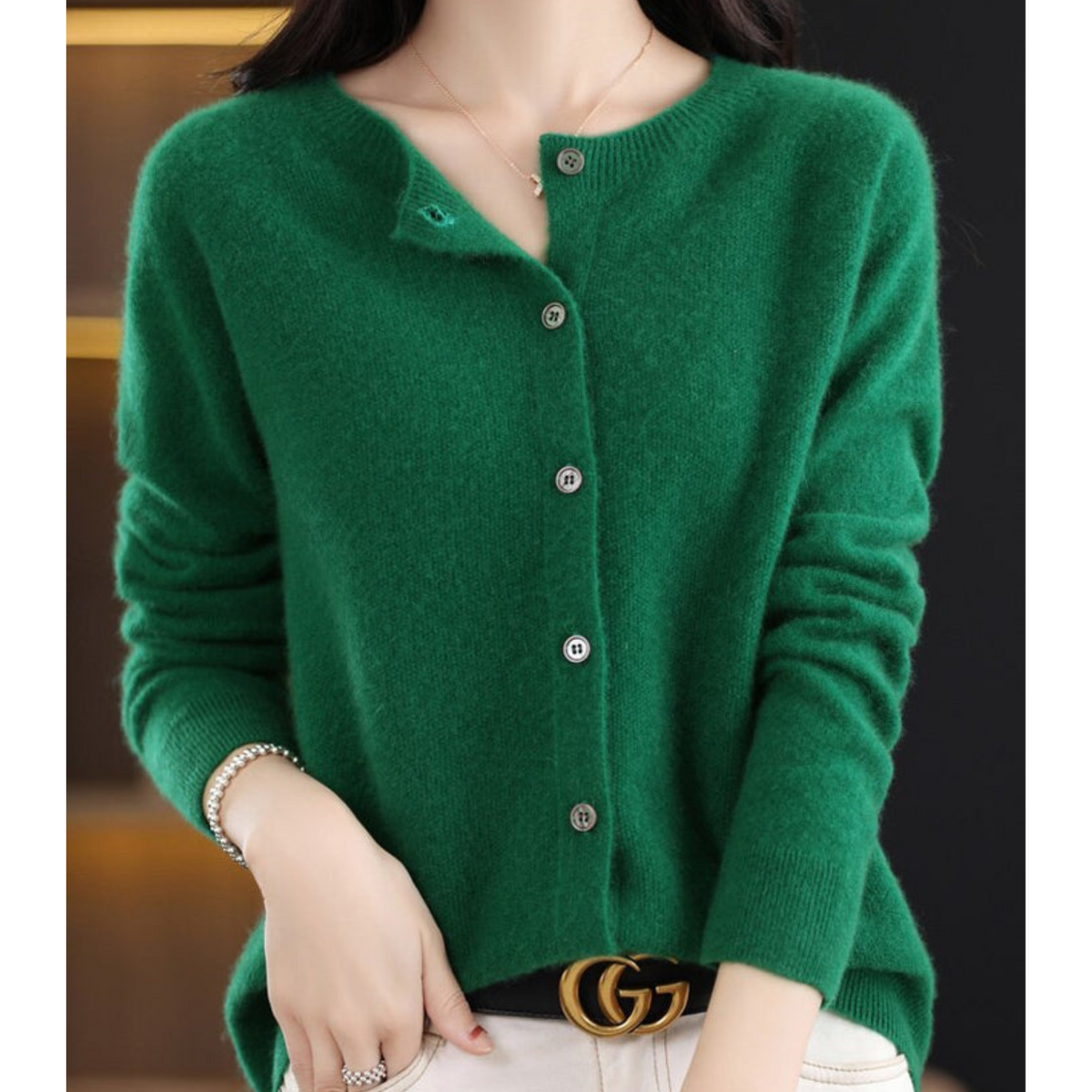 Rounded Cardigan with Buttons and Ribbed Sleeves