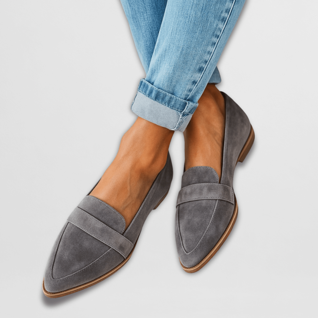 Pointed-Toe Low-Heel Loafers