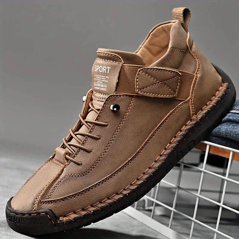 Sznurowane Sneakersy z Ozdobnym Przeszyciem dla Kobiet