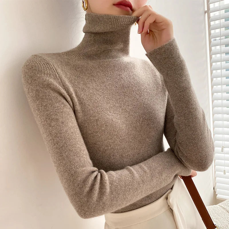 Ribbed-Fit Sweater with a Folded Neckline and Tapered Hem