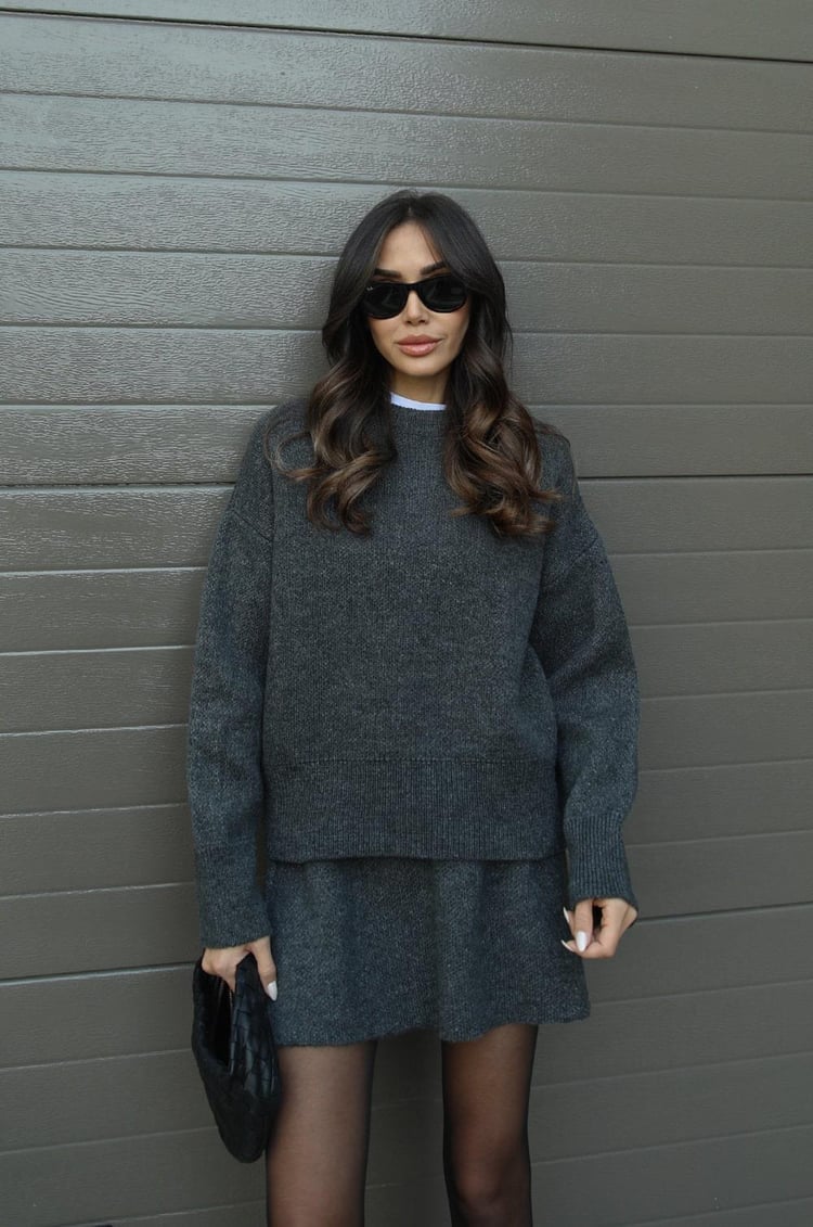 Sweter Oversize i Spódnica Mini Zestaw dla Kobiet