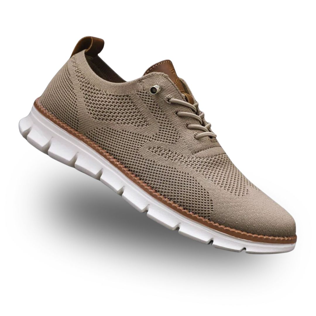 Textured low-top sneakers with panels and lacing