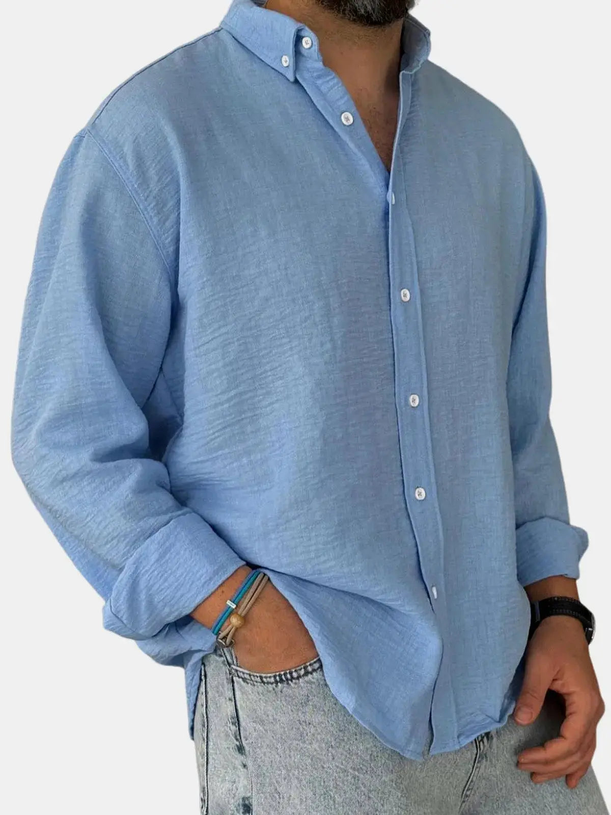 Textured rounded-fit collared shirt with button fastening and cuffs