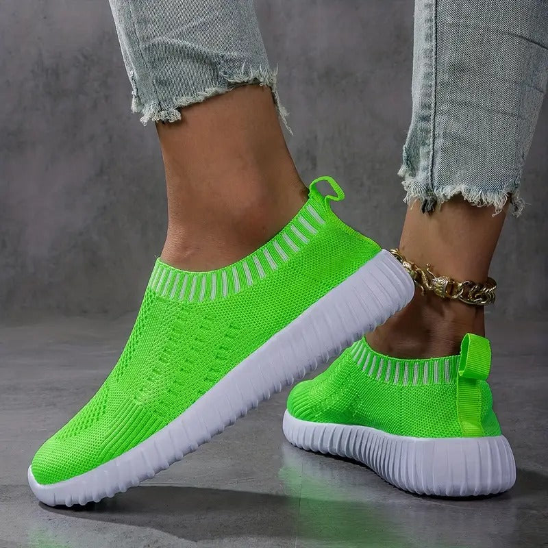 Slip-on shoes with round toes and textured ridged soles