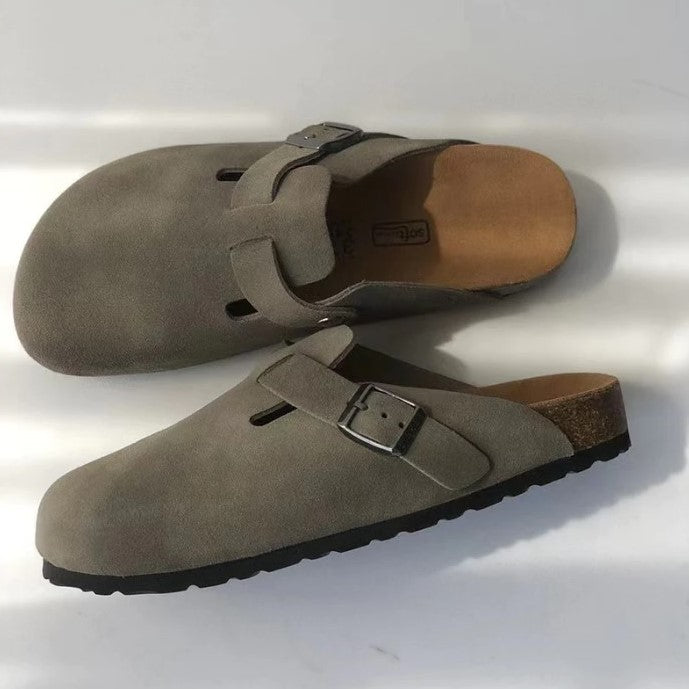 Zamknięte Mule Boston z Klamrą