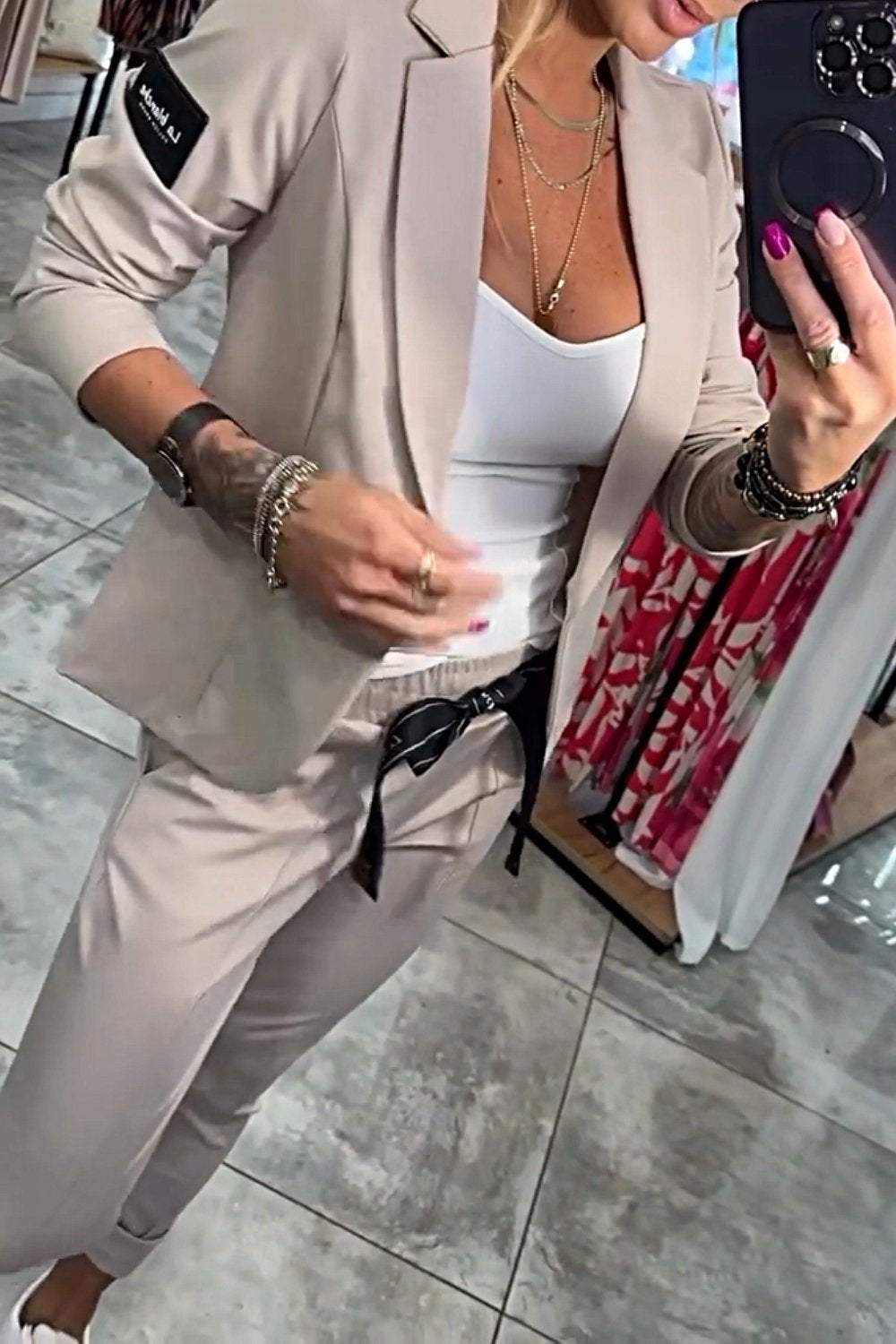 Long-Sleeve One-Button Set