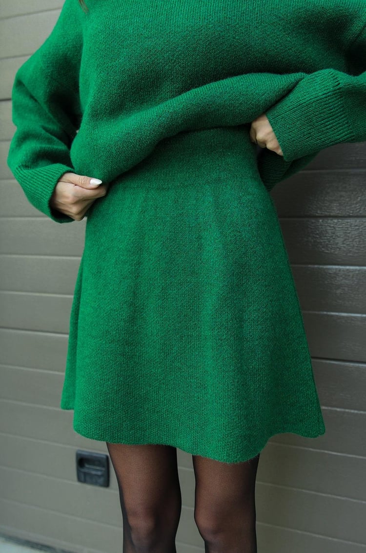 Sweter Oversize i Spódnica Mini Zestaw dla Kobiet